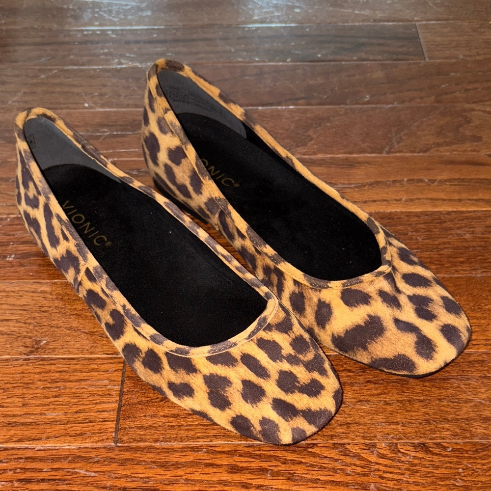 Vionic Women's Leopard Print Orinda Skimmers Square Toe Flat NWOT - Picture 6 of 9